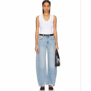 GRLFRND Paola Barrel Leg Jean in Skyline Size 26 Distressed Lightwash EUC